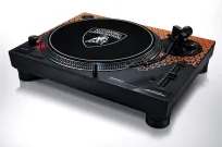 Technics SL-1200M7PED Orange Special Edition - 2