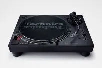 Technics SL-1210 MK7 SET Black + 2x UDG Flight Case Turntable Black - 2
